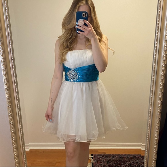 White & Blue Prom Dress - Picture 4 of 4
